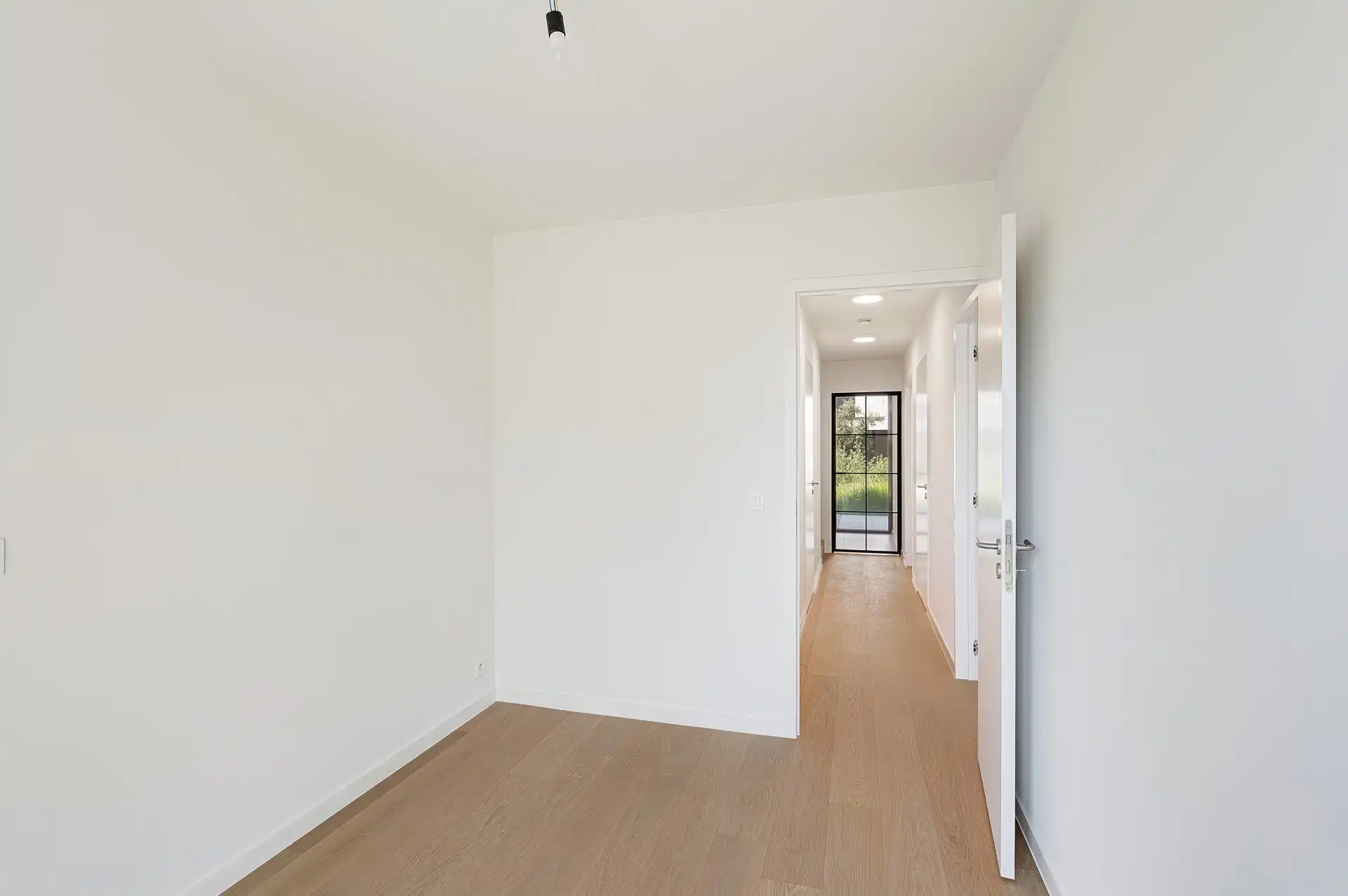 Architecturale BEN-woning met uitzonderlijke leefruimte en zonovergoten terrassen foto 8