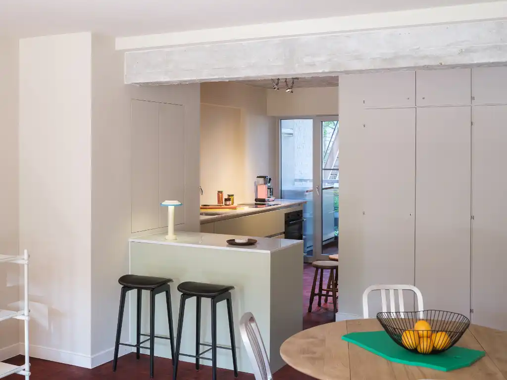 Stijlvol gerenoveerd appartement met twee slaapkamers en terrassen aan het Zuidpark foto 5