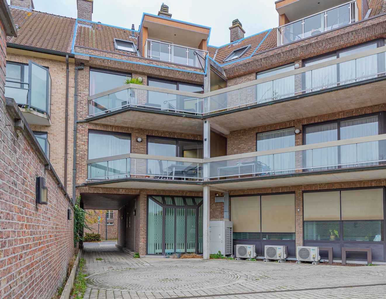 Recent appartement met 2 slaapkamers in het centrum! foto 2