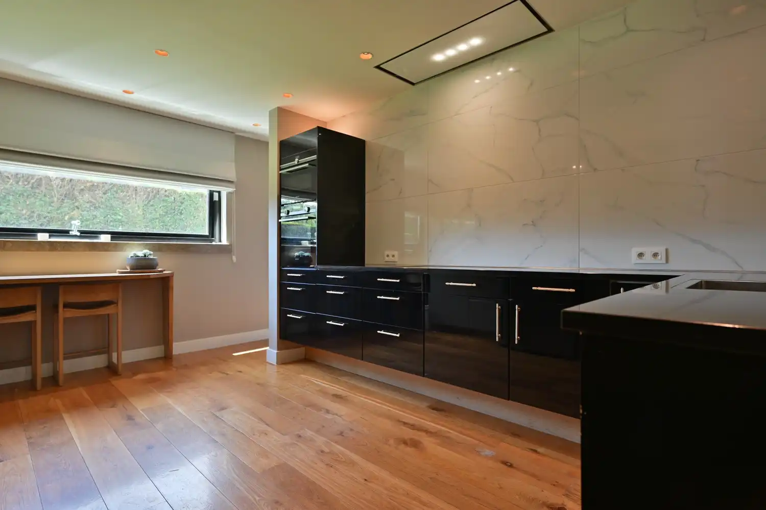 Exclusieve kantoorvilla met zwembad & poolhouse foto 31