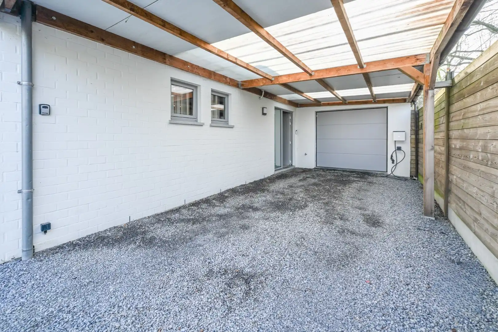 Perfect instapklare woning met 4 slaapkamers en kantoor/praktijkruimte met aparte ingang (21 m²) foto 27