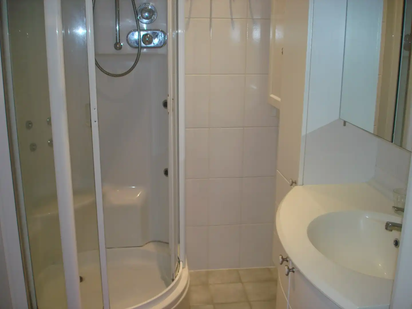 Gezellig 2 slaapkamer appartement te huur in Nieuwpoort bad! foto 9