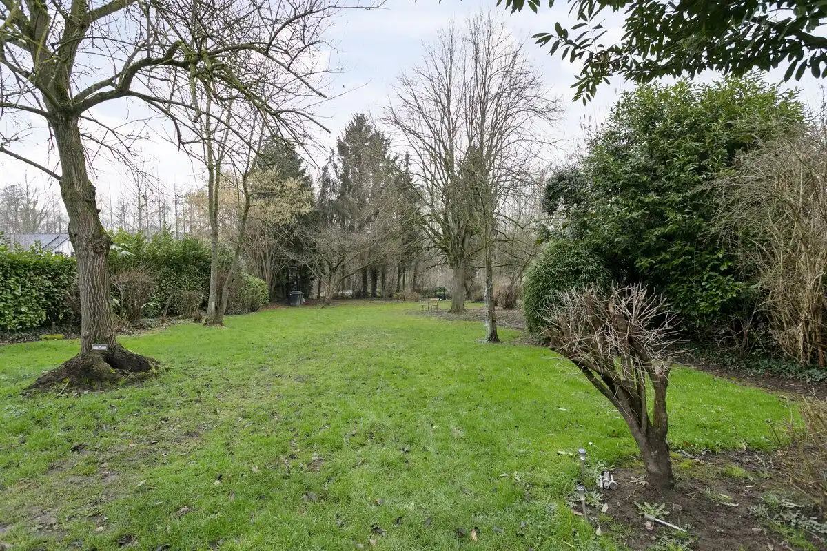 Rustig gelegen woning met prachtige tuin en 5 slaapkamers op 15 min van Leuven en Brussel. foto 5