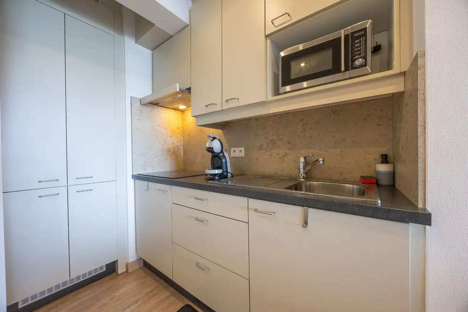 Appartement met 2 slaapkamers te huur op Zeedijk in Middelkerke foto 11