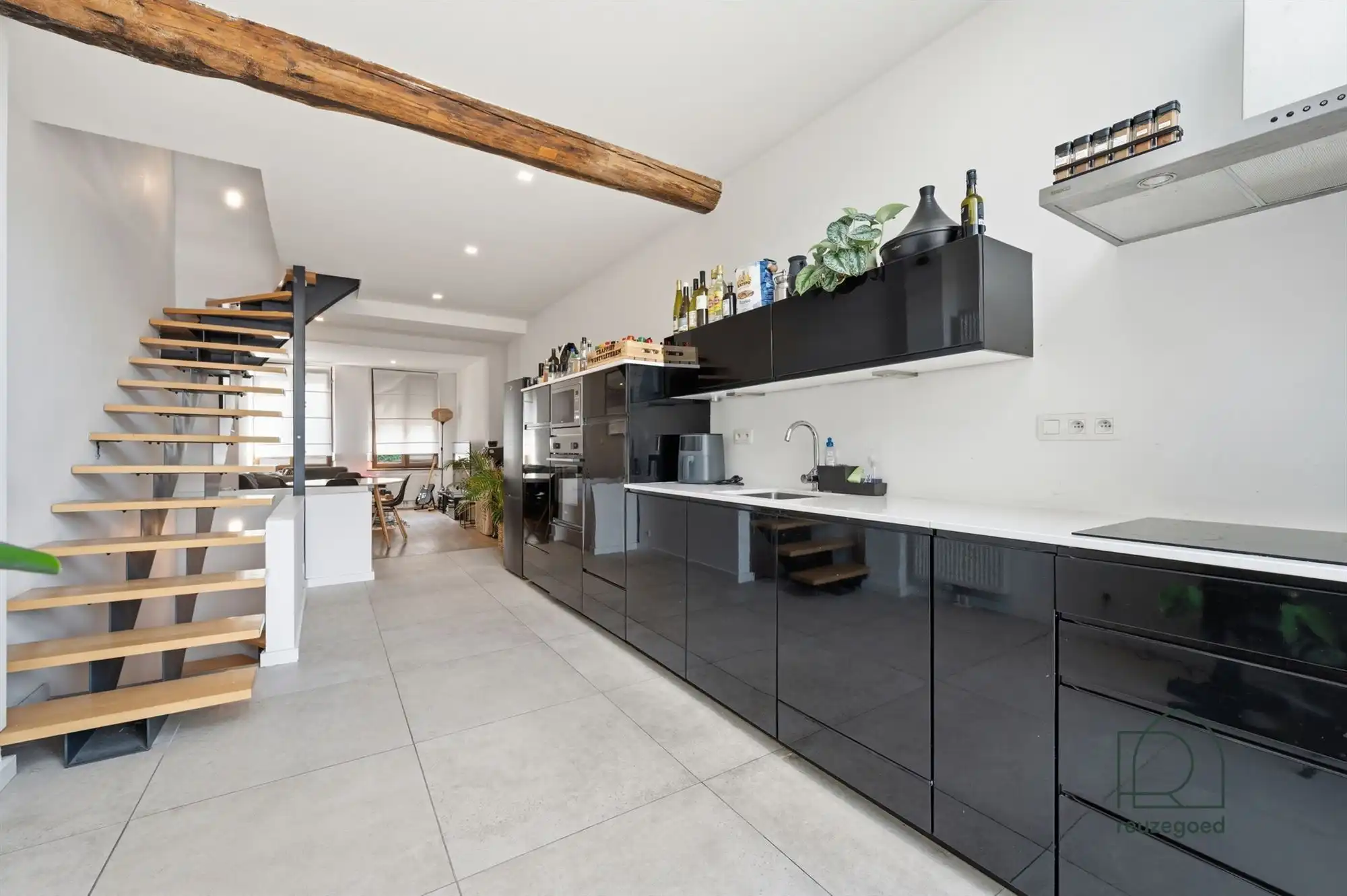 Instapklare stadswoning met garage en 3 slaapkamers op een toplocatie in Mechelen foto 15