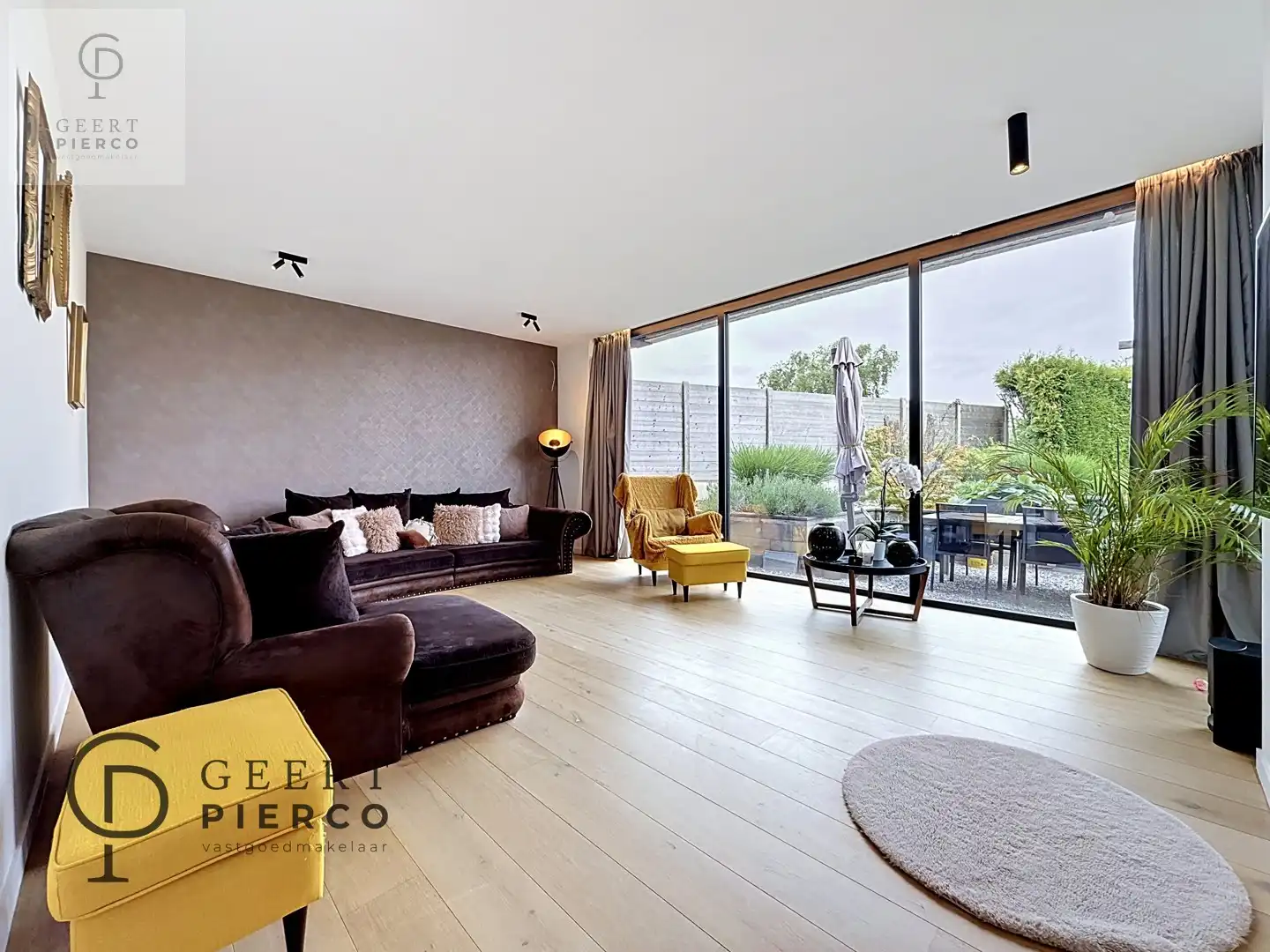 Ruimtelijke woning op een toplocatie foto 11