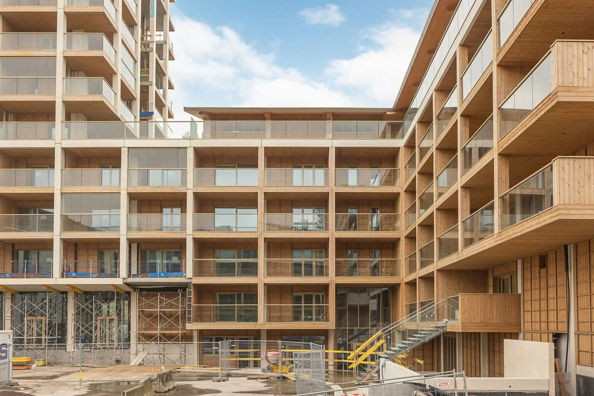 Shigeru Ban: app. met 3 slpkmrs., 2 bank. en 2 terrassen foto 33