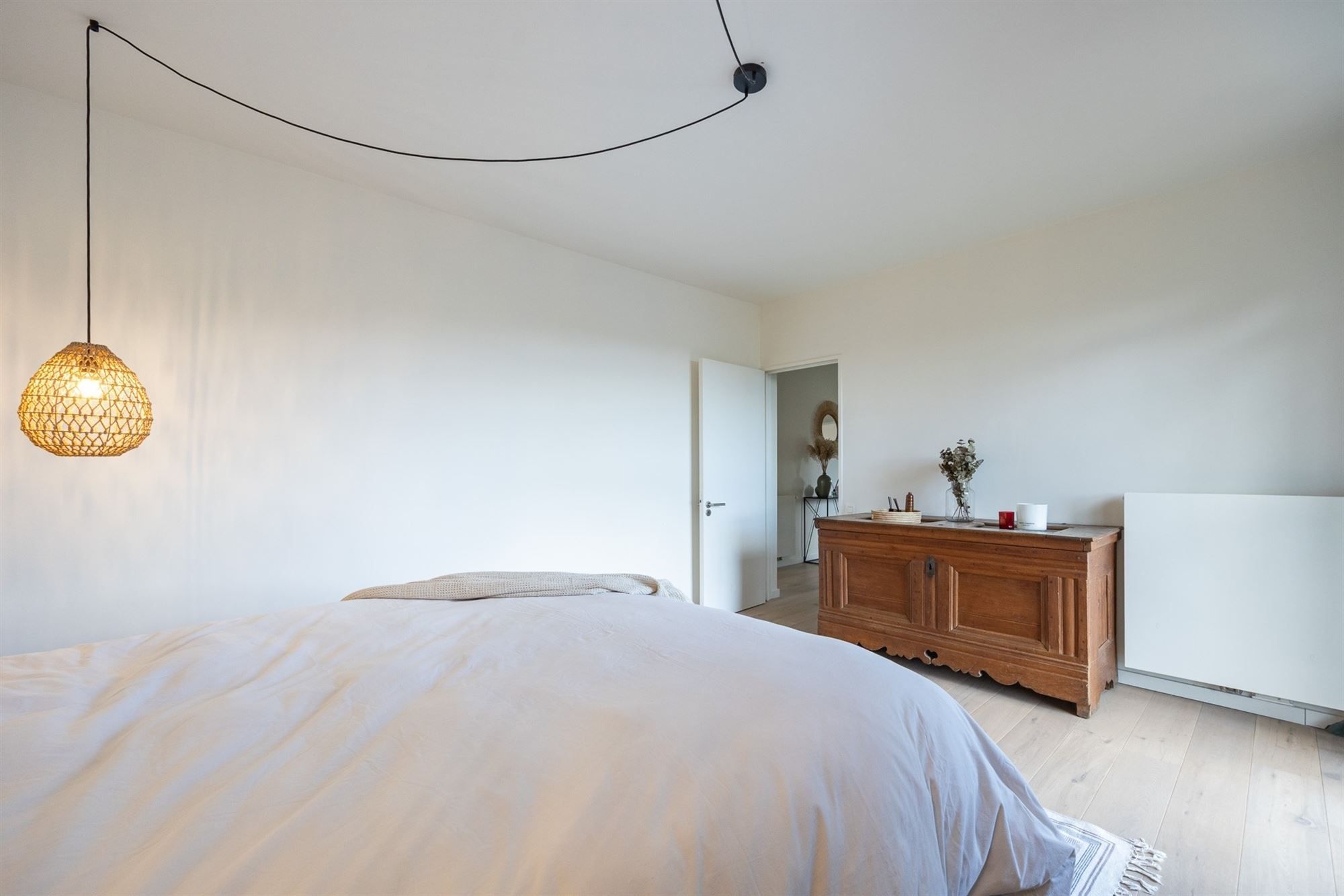 Instapklaar en lichtrijk hoekappartement nabij het Rooi foto 14