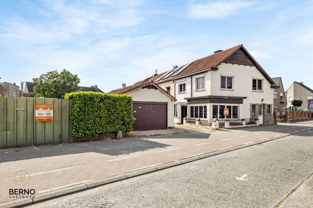 Hoofdfoto van de publicatie: Te renoveren HOB met tuin en garage