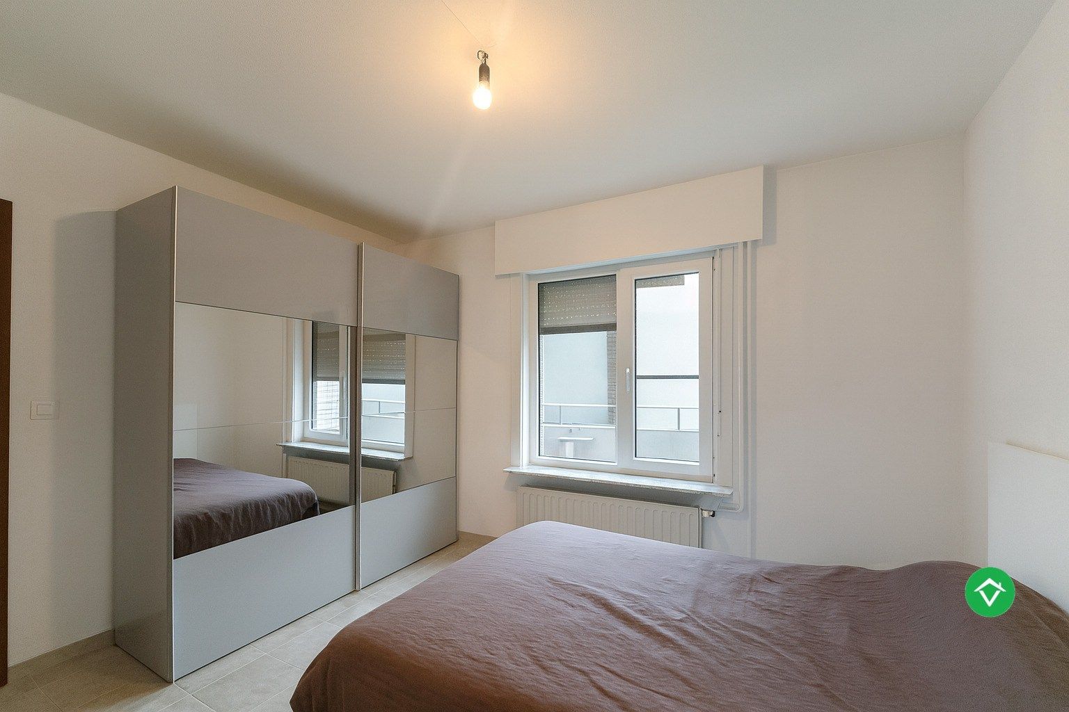 Alleenstaande woning met 2 slaapkamers en inpandige garage foto 10