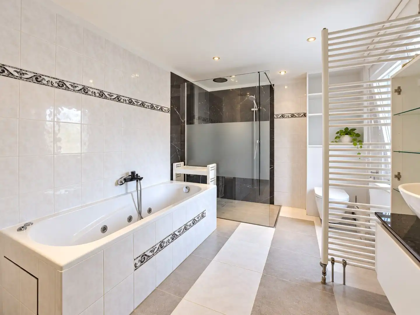 Instapklare open bebouwing gelegen op 330m² te Oostduinkerke.  foto 15