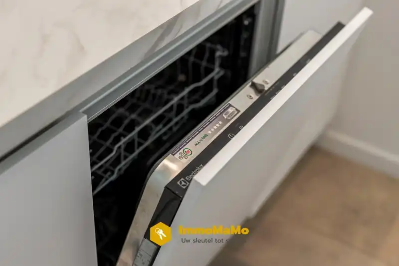 APPARTEMENT TE KOOP IN MOERBEKE (LOKEREN) foto 4