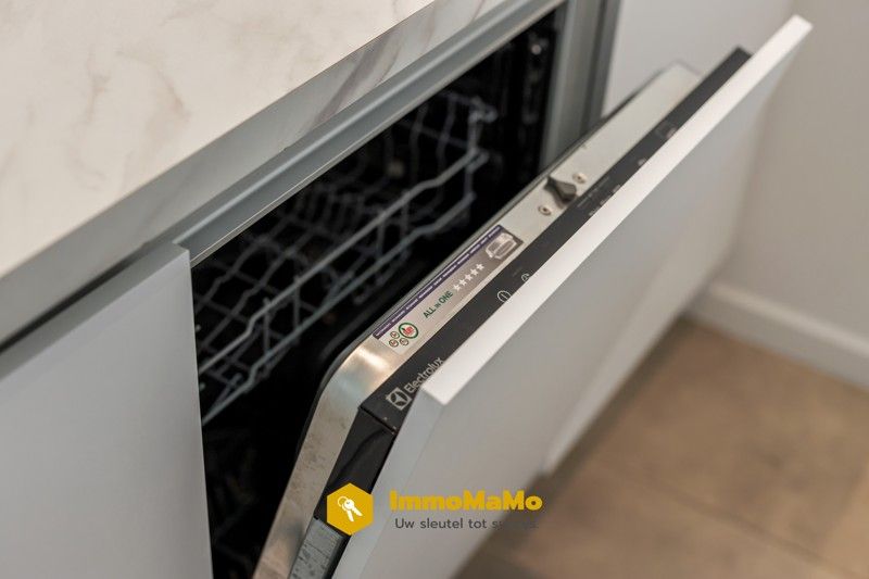 APPARTEMENT TE KOOP IN MOERBEKE (LOKEREN) foto 4