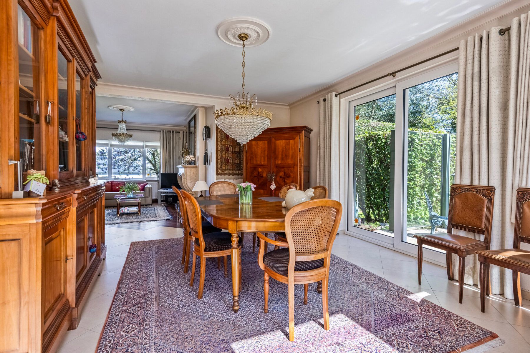 Karakterwoning met veel potentieel foto 6