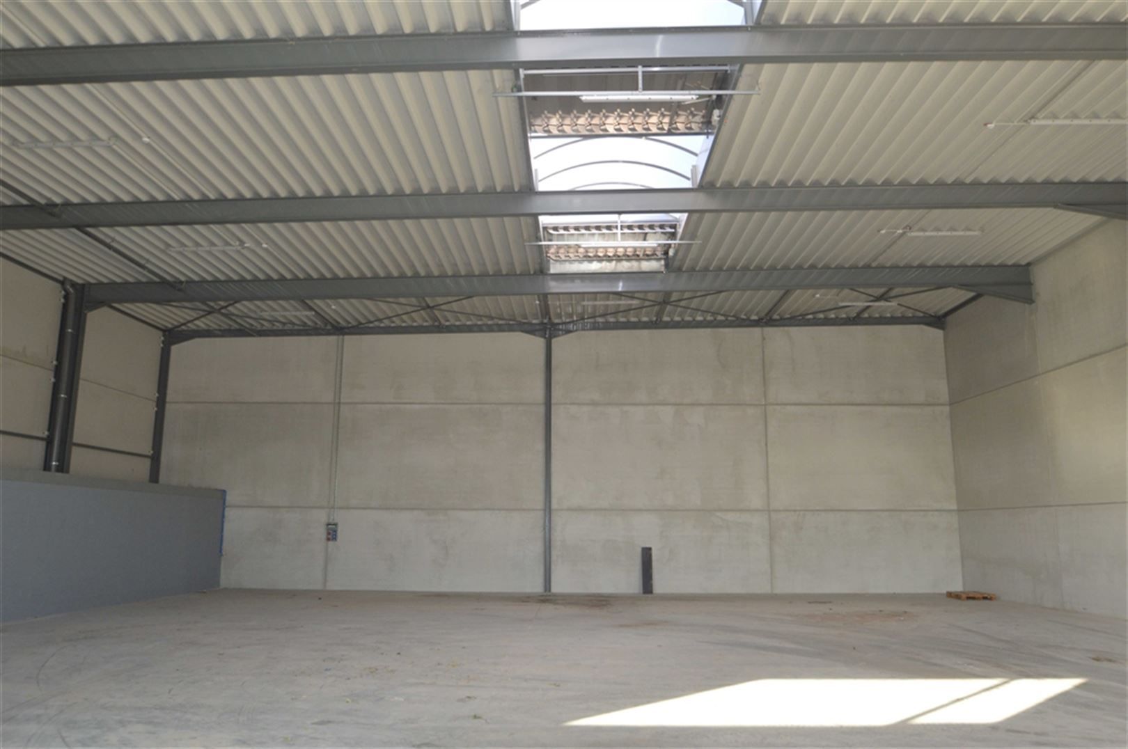 Nieuwbouw KMO units op strategische ligging  foto 15