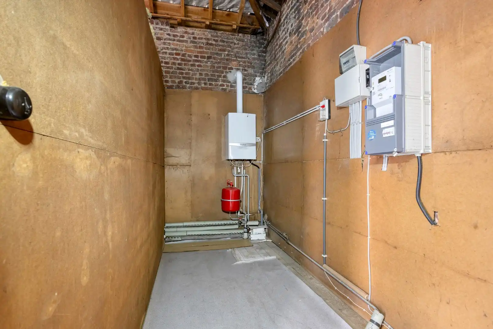 TE RENOVEREN WONING met 2/3/4 slaapkamers en tuin – 1640 SINT-GENESIUS-RODE foto 19