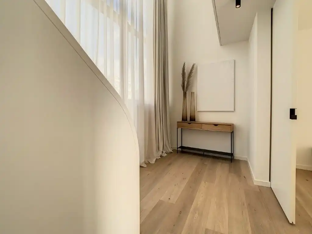 LUXUEUS PENTHOUSE 161M² MET 2SLK IN CENTRUM TONGEREN. foto 16