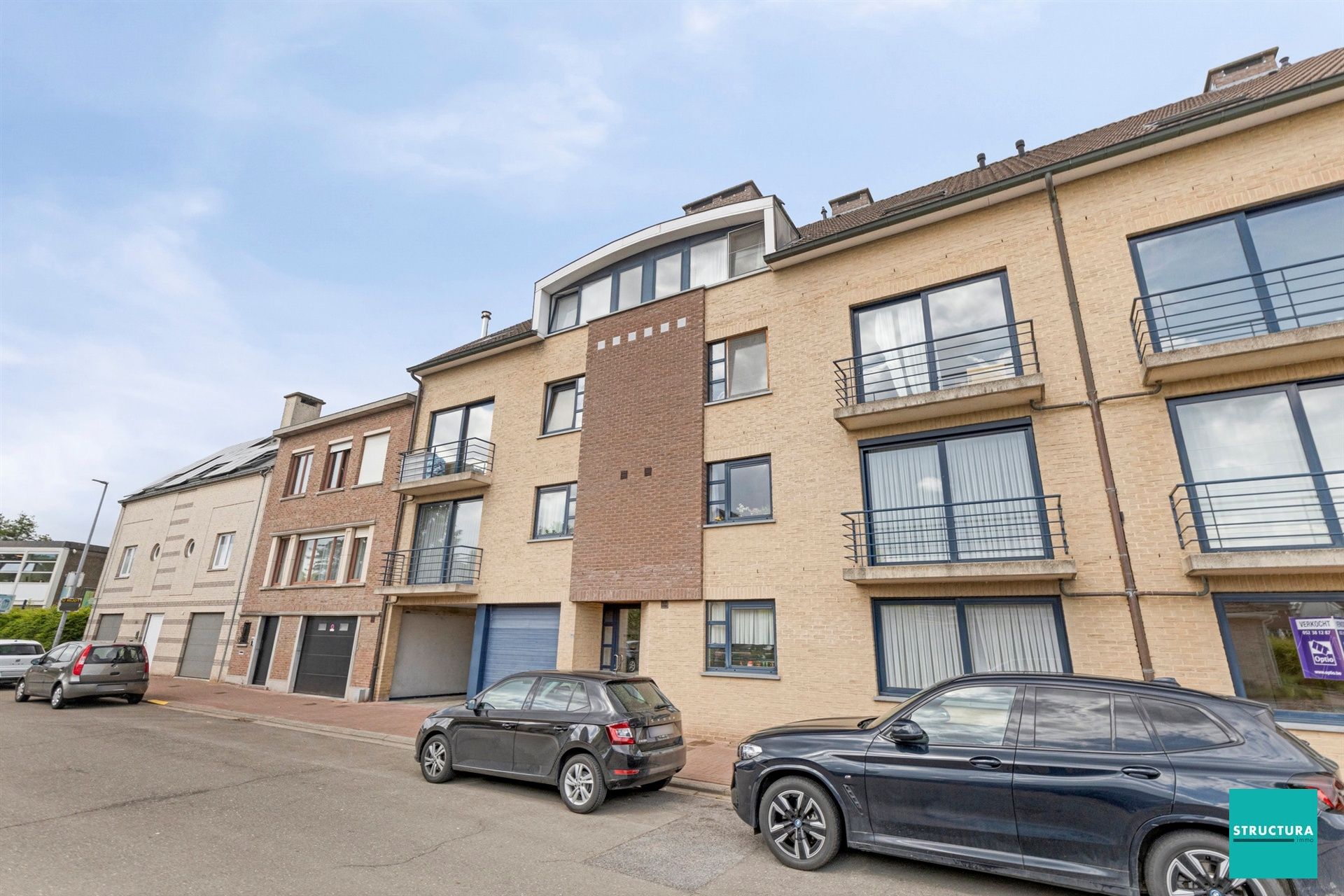 Instapklaar appartement met 2 kamers en terras foto {{pictureIndex}}