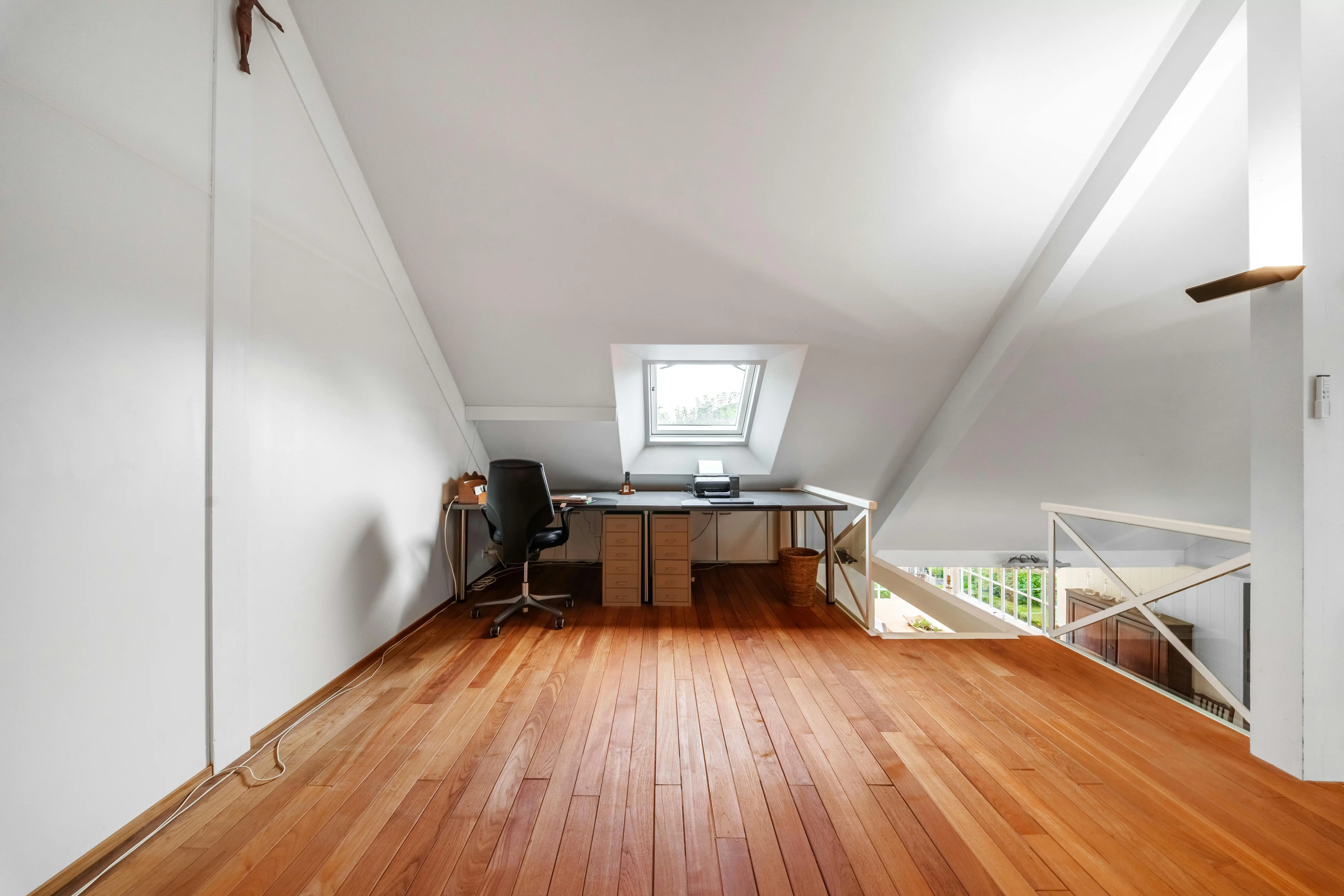Villa met zwembad te koop in villawijk 't Motje in Roeselare foto 17