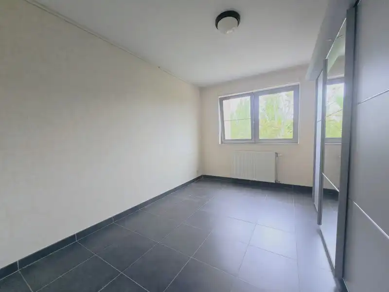 Comfortabel wonen vlakbij het centrum met eigen parking foto 3