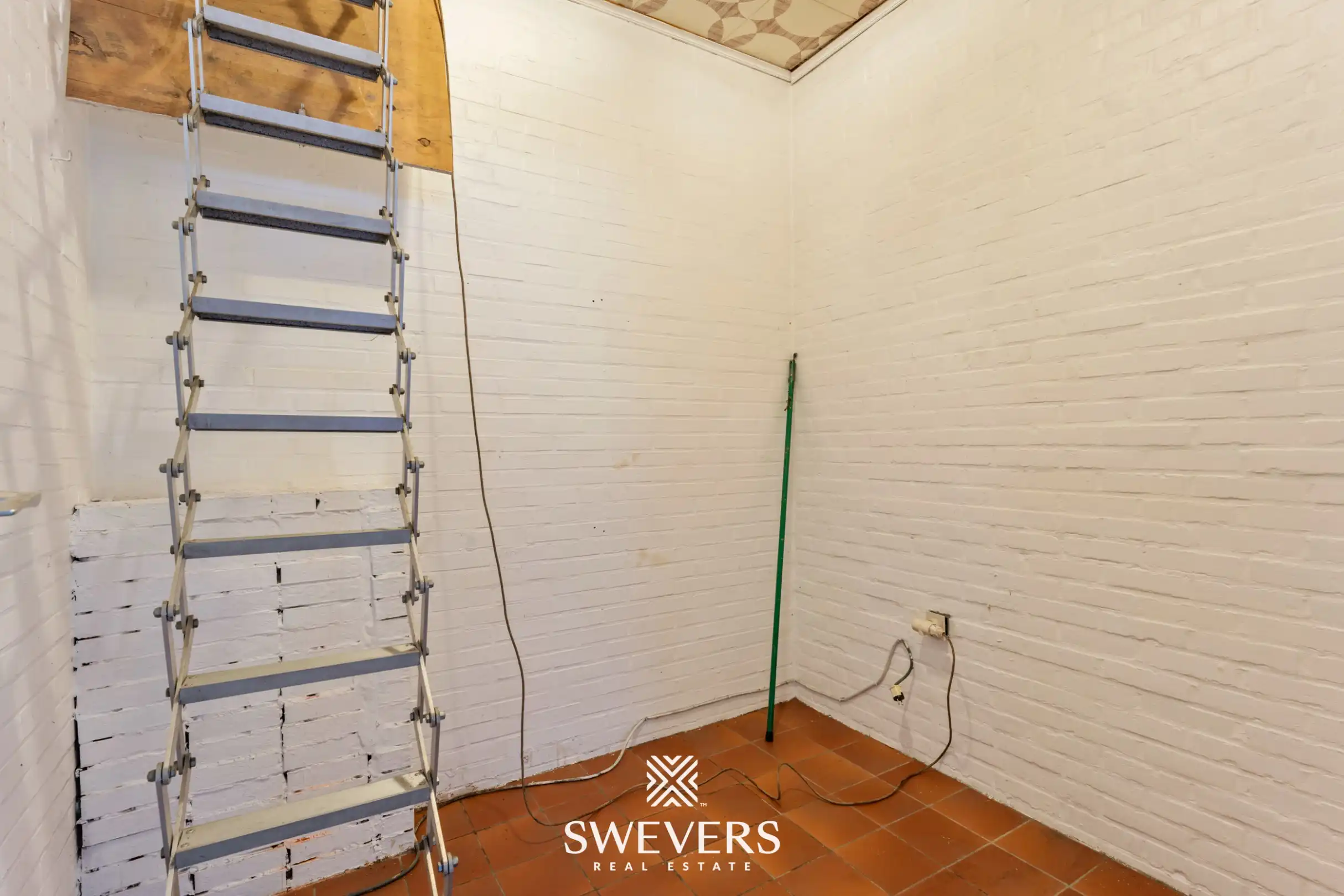 Op te frissen woning op 14a 23ca met open uitzicht foto 13