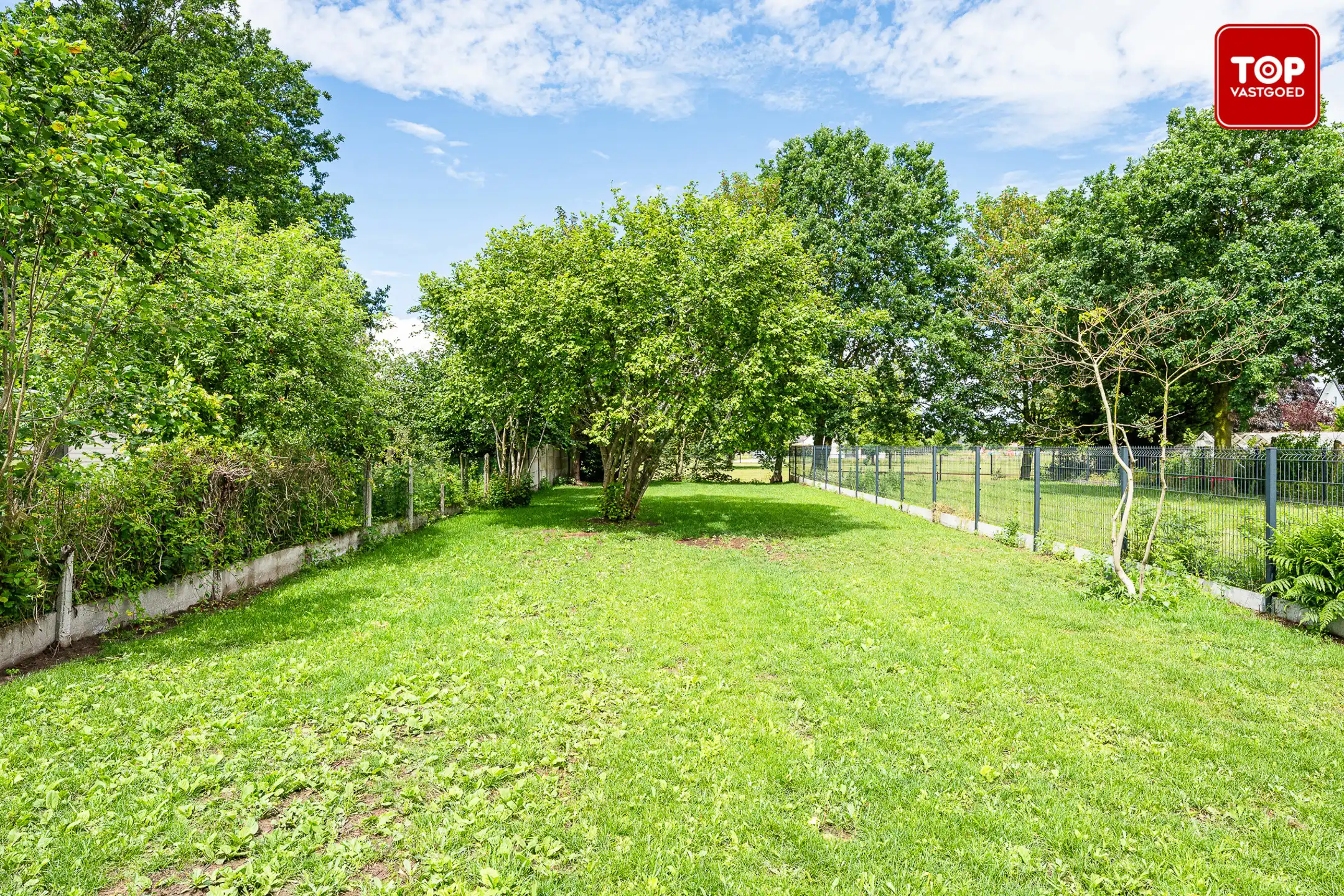 Gerenoveerde gezinswoning met garage en ruime tuin  foto 25