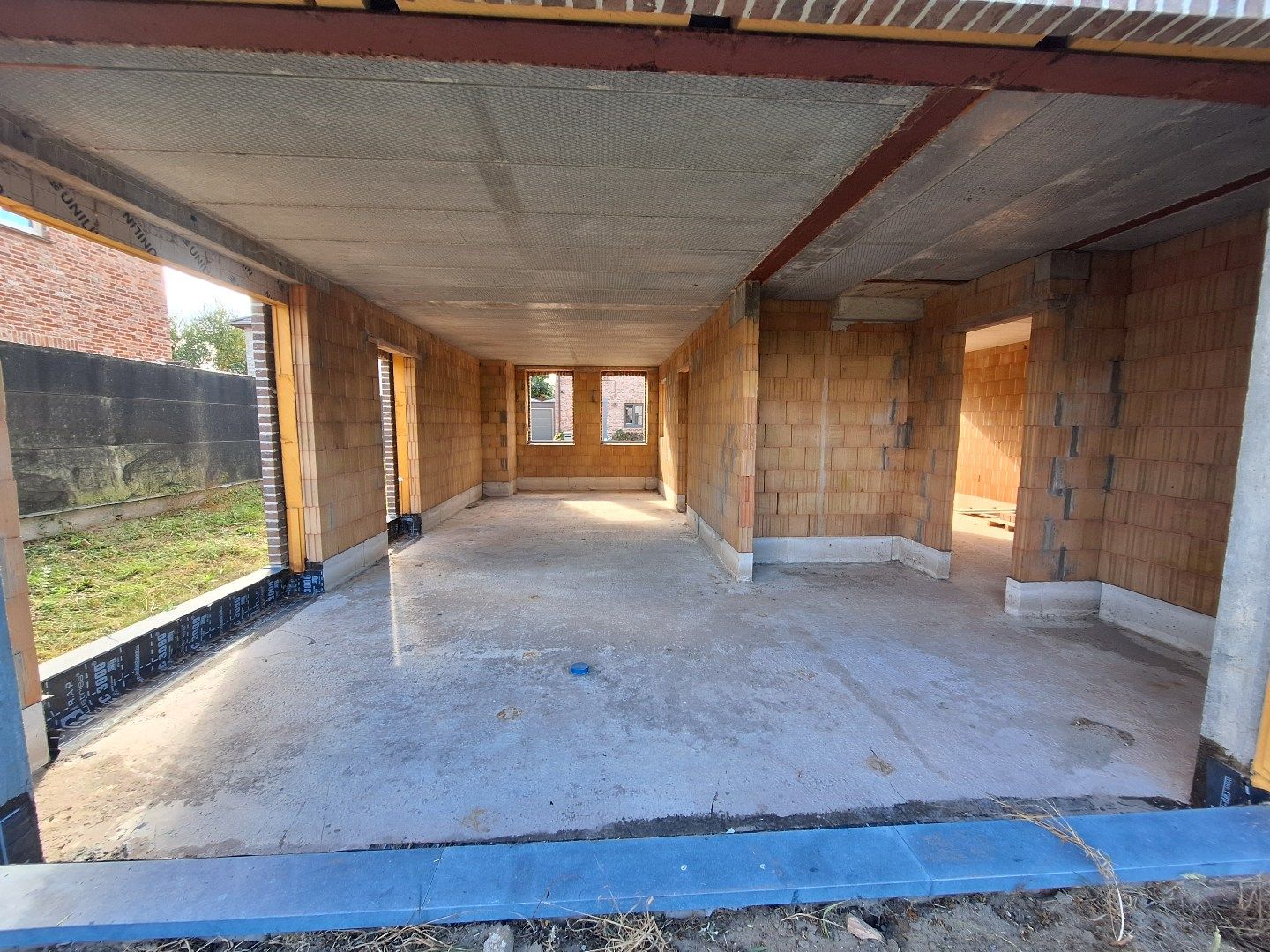 Alleenstaande nieuwbouwwoning met 5  SLK in een rustige omgeving te Damme foto 6