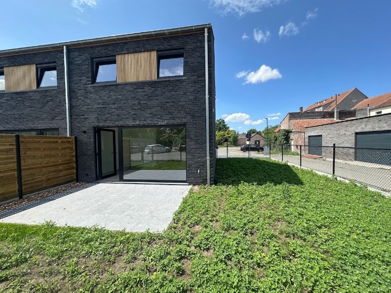 Stijlvolle nieuwbouwwoning in het centrum van Kaprijke! foto 15