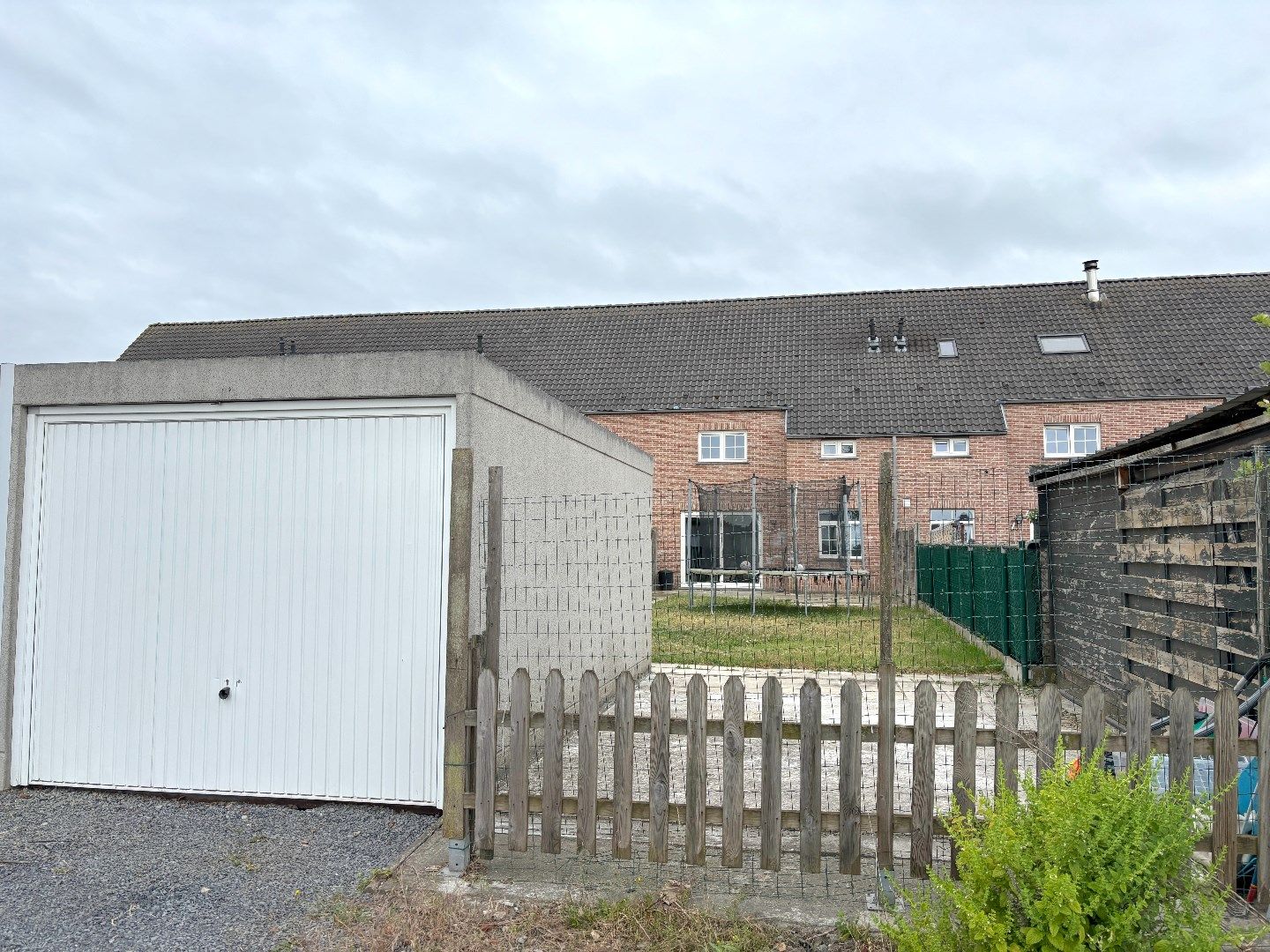 Mooie woning met 3 slaapkamers, tuin en garage!  foto 11