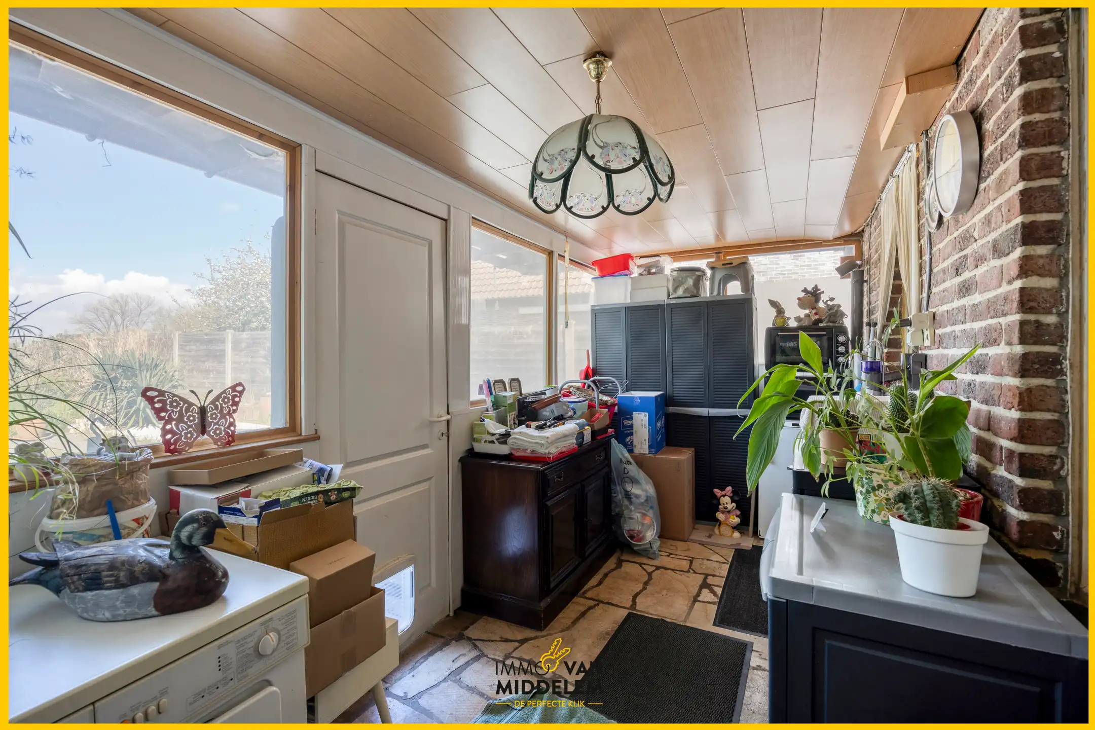 TE RENOVEREN STARTERSWONING MET 2 KAMERS EN TUIN foto 9