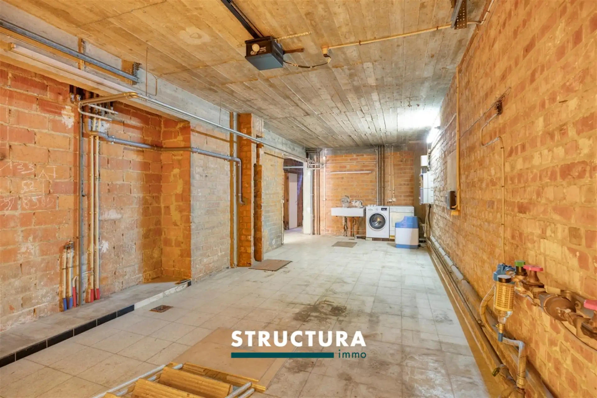 Karaktervolle woning met praktijk en 4 kamers foto 7
