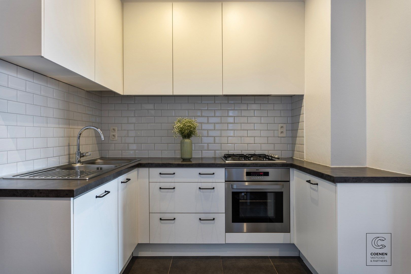 Prachtig, lichtrijk én instapklaar appartement van 70m² in centrum Antwerpen! foto 10