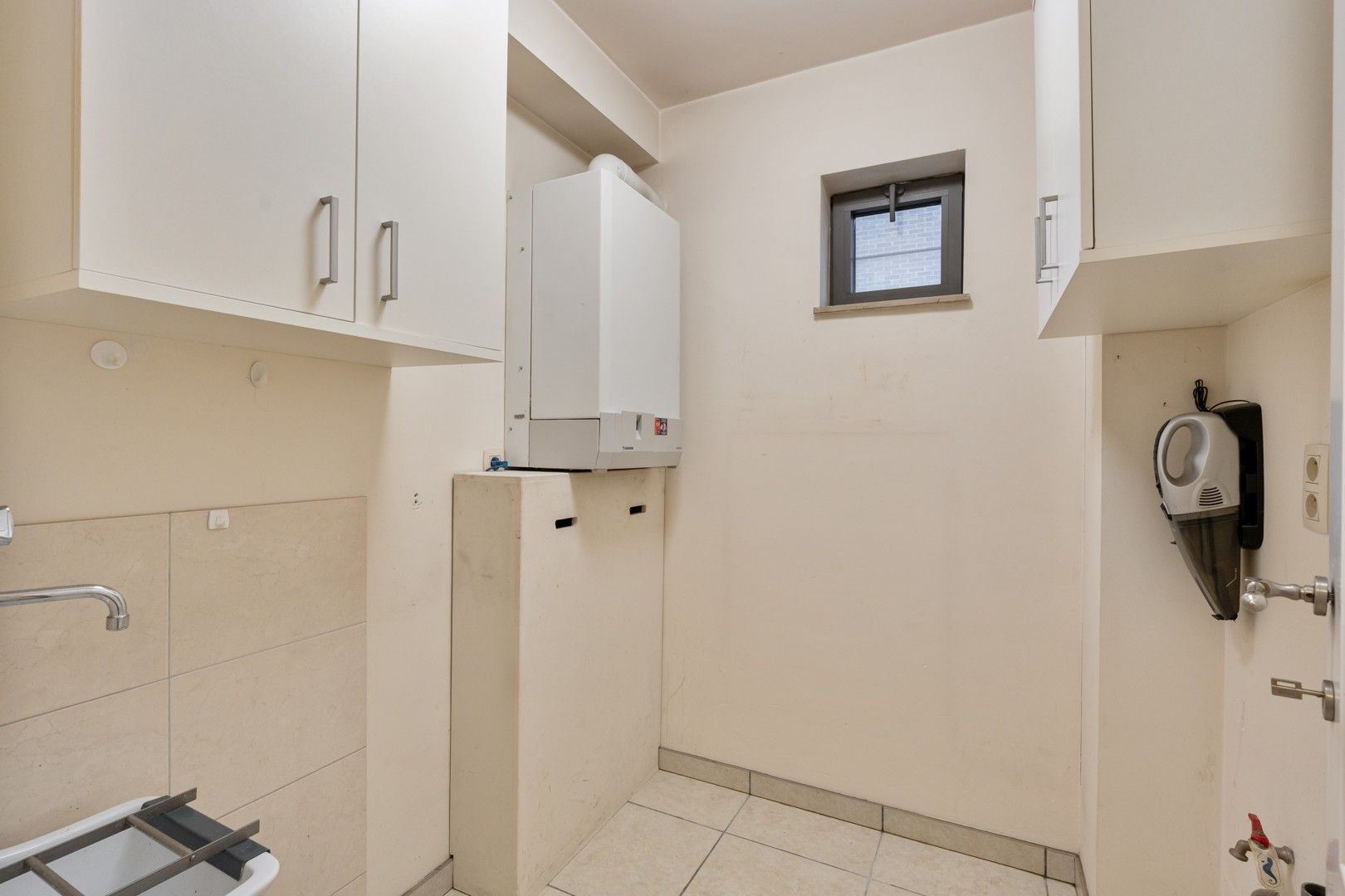 Gelijkvloers appartement te koop in hartje Helchteren foto 12