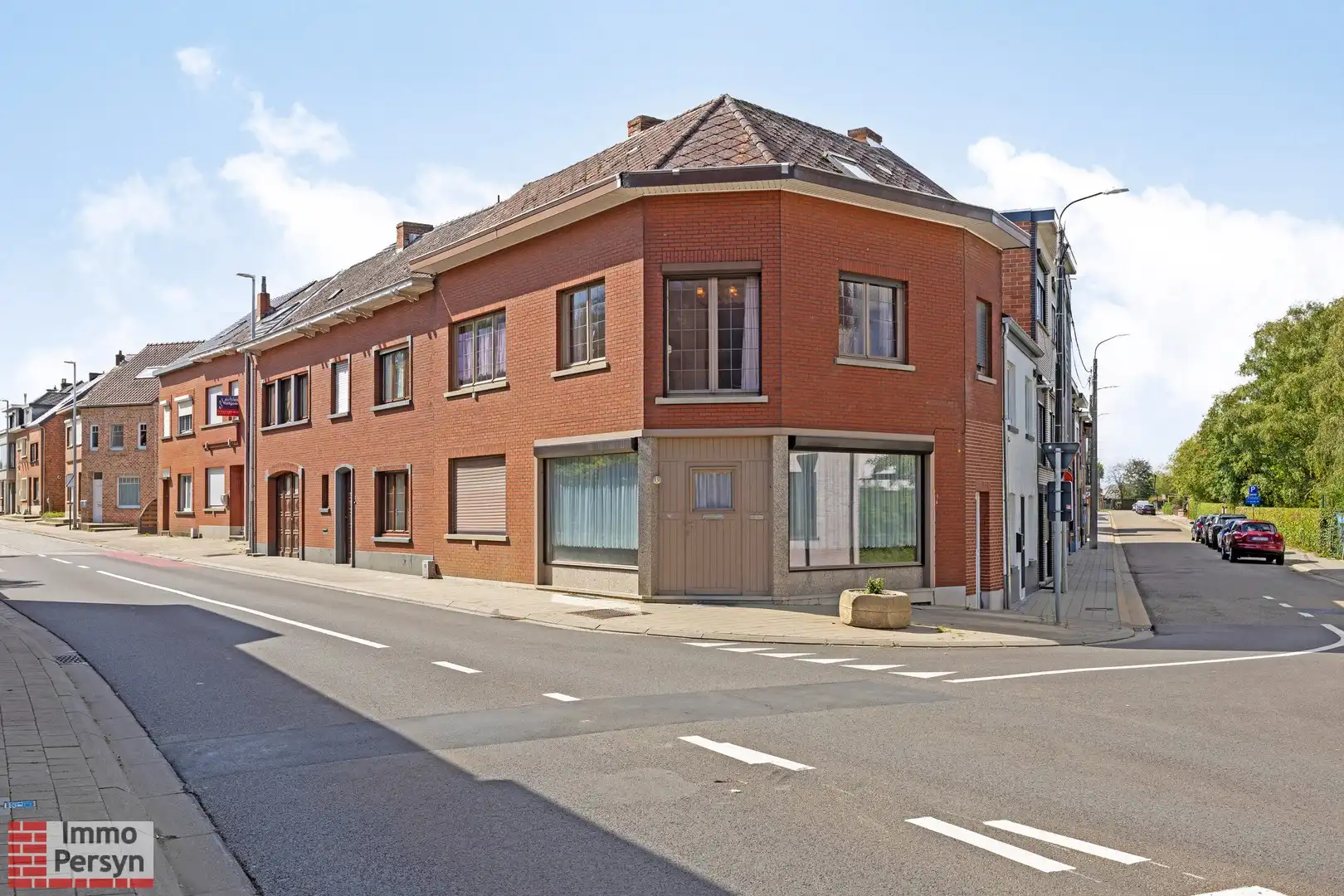 Te renoveren hoekwoning in het centrum van Scherpenheuvel foto 14