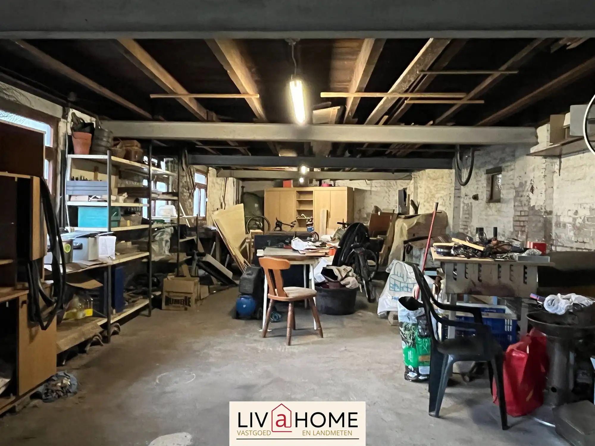 2 aangrenzende rijwoningen met gemeenschappelijke tuin foto 22