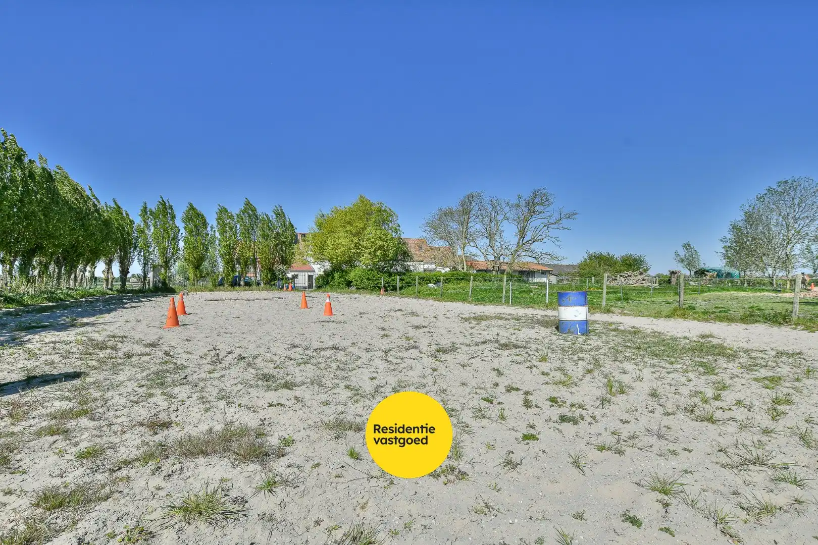 Authentieke hoeve met bouwland, stallen en bijgebouwen op unieke landelijke ligging tussen De Haan en Nieuwmunster foto 28