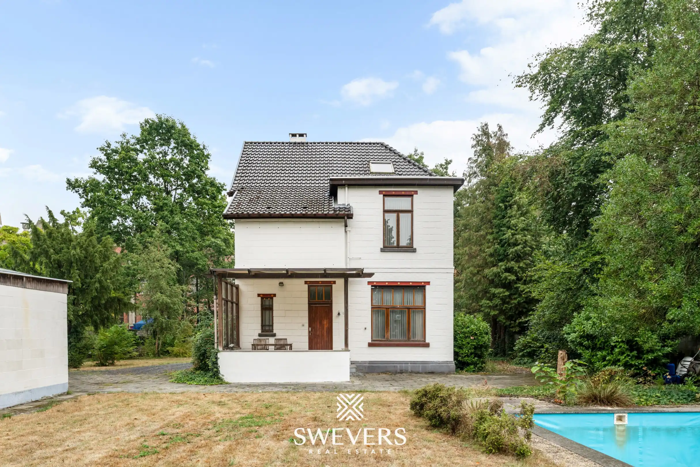 Karaktervolle herenwoning op knap perceel (20are) tegenover be-MINE foto 37