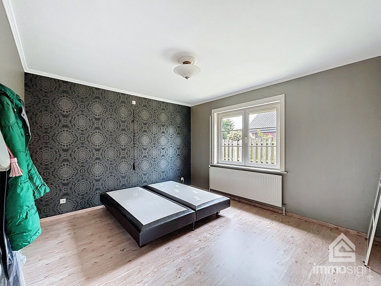 Instapklare gelijkvloerse woning (bungalow) op een perceel van 1079 m² met uitzicht over de velden, vlakbij de grens met Nederland foto 22