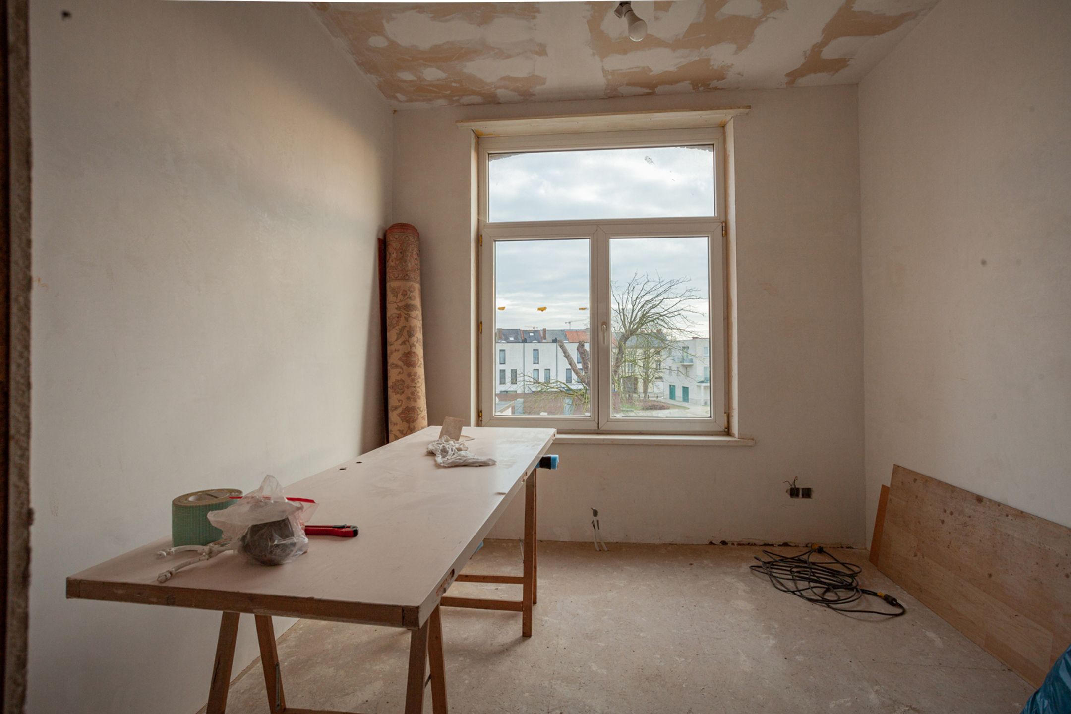 Verder te renoveren opbrengsteigendom met 4 units foto 4