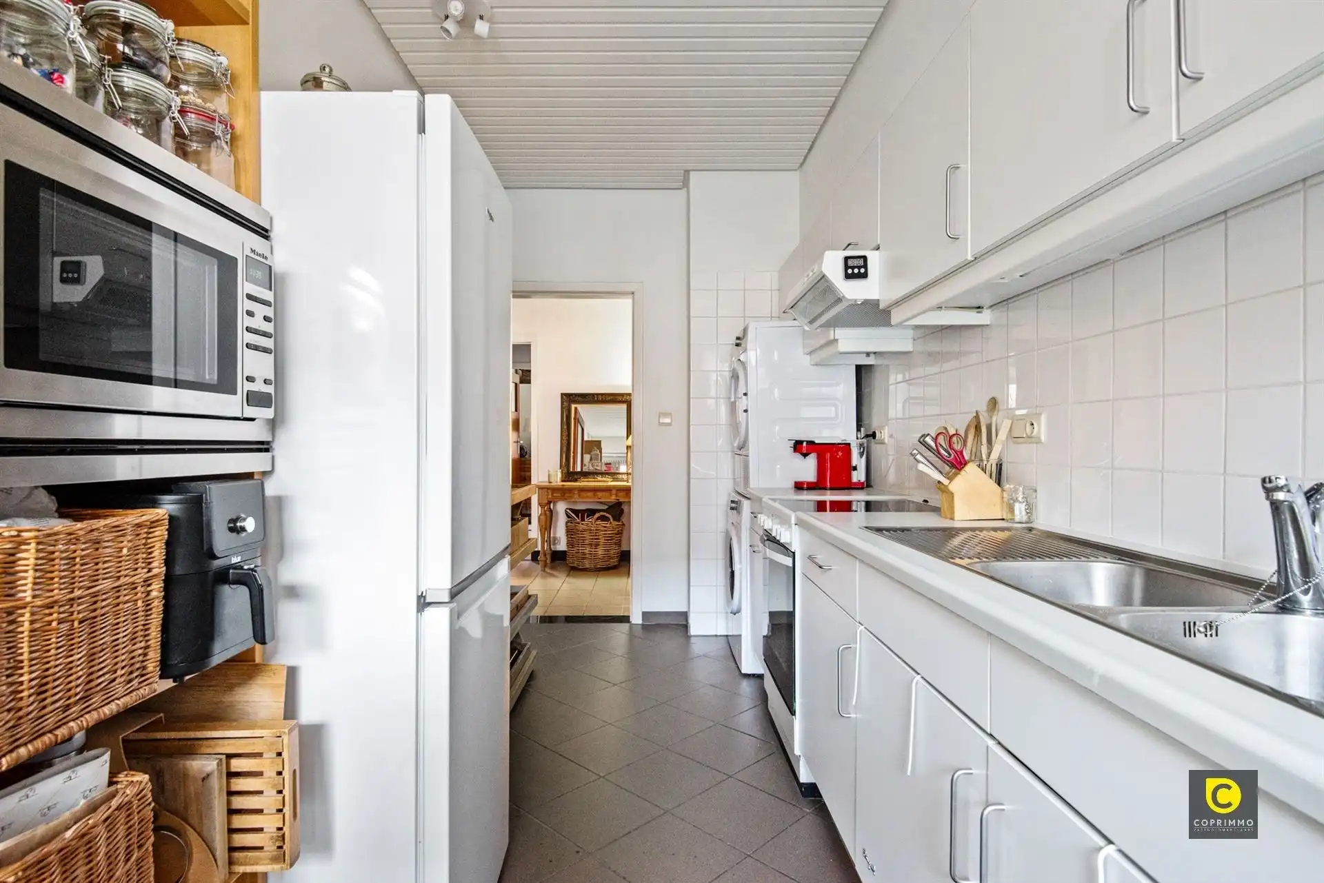 Lichtrijk 2 slpk app met 2 terrassen te Pulhof! foto 4