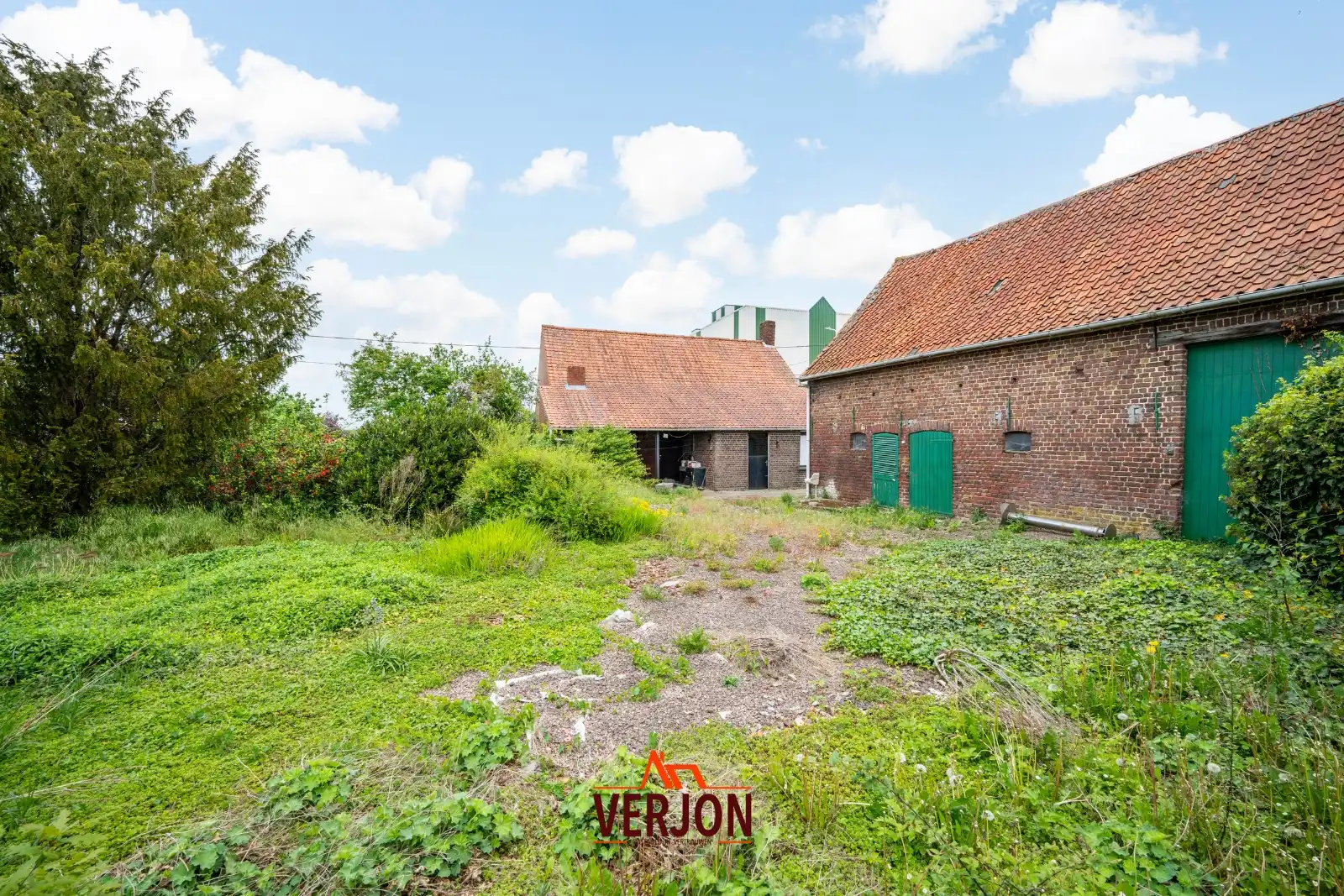 Te renoveren woning met ruime opslagruimte op 1.721 m²! foto 11