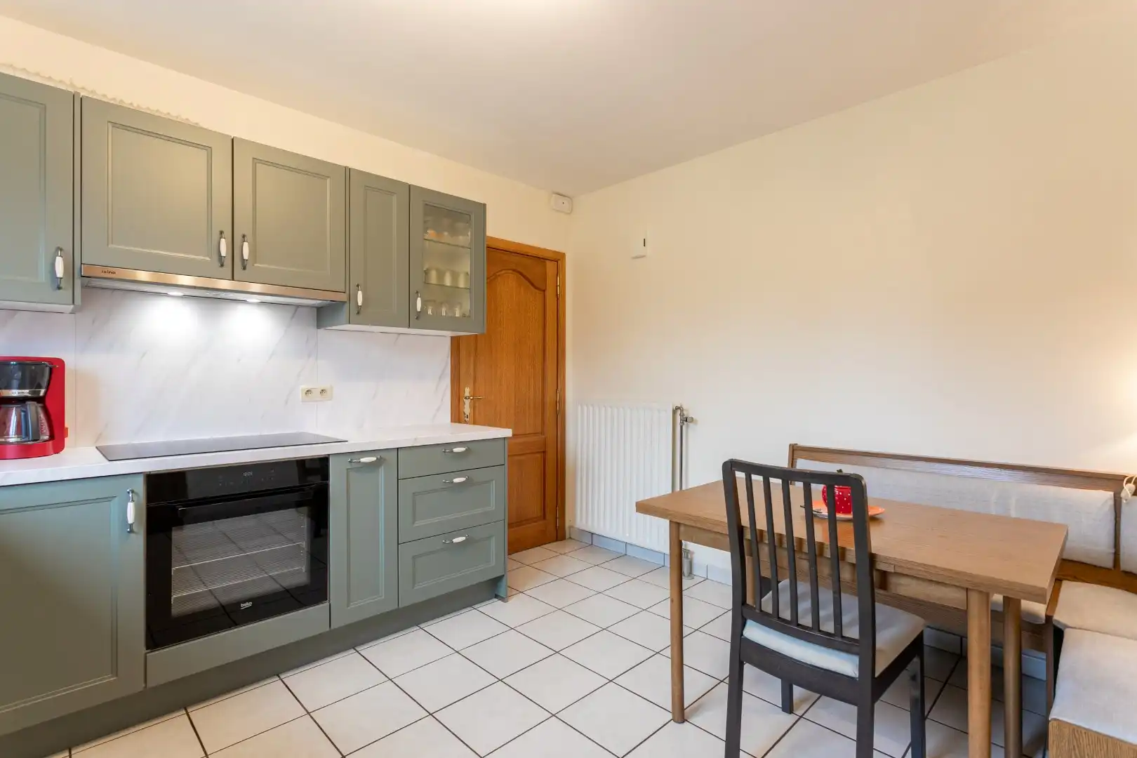 Instapklare woning met 3 slpks, garage en tuin op 6a61ca foto 7