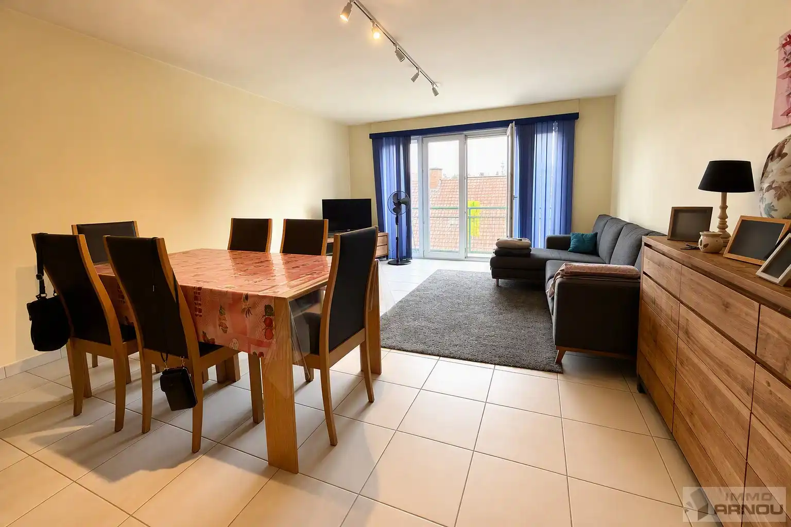 Verzorgd 2-slaapkamerappartement met autostandplaats op toplocatie in Deinze foto 4