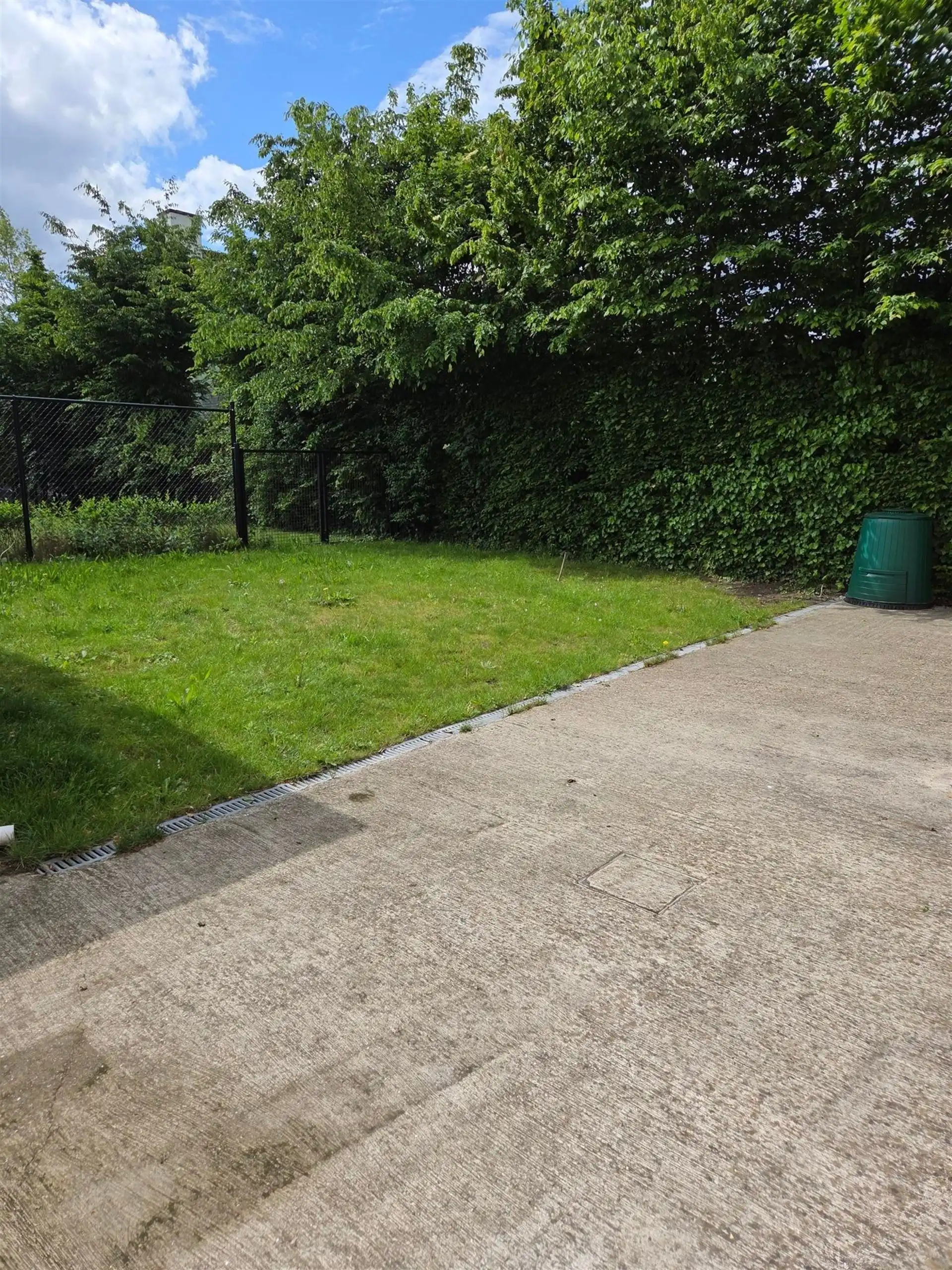 Instapklare gezinswoning met 3 slaapkamers en garage! foto 6