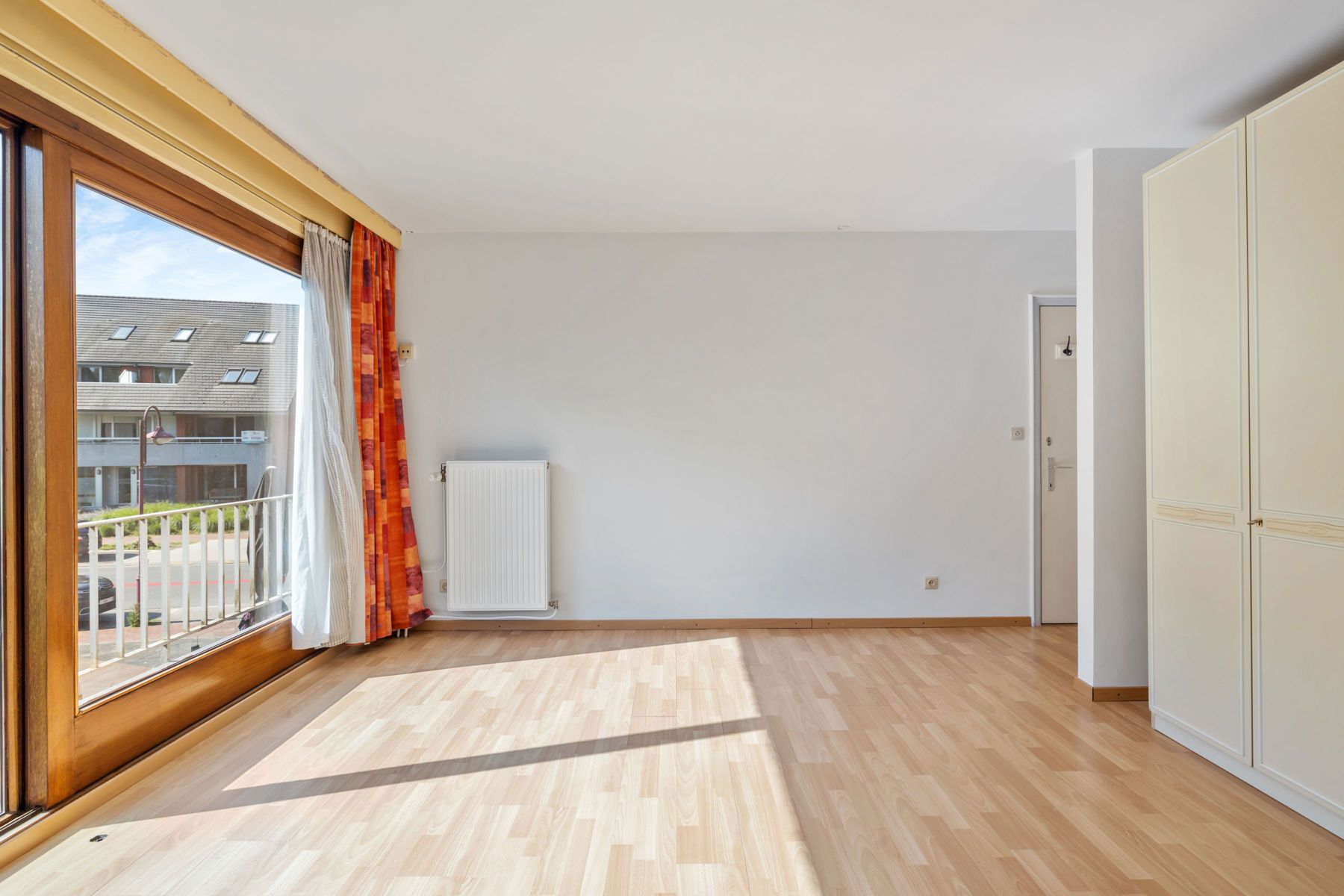 Zeer ruim appartement met 4 kamers foto 13
