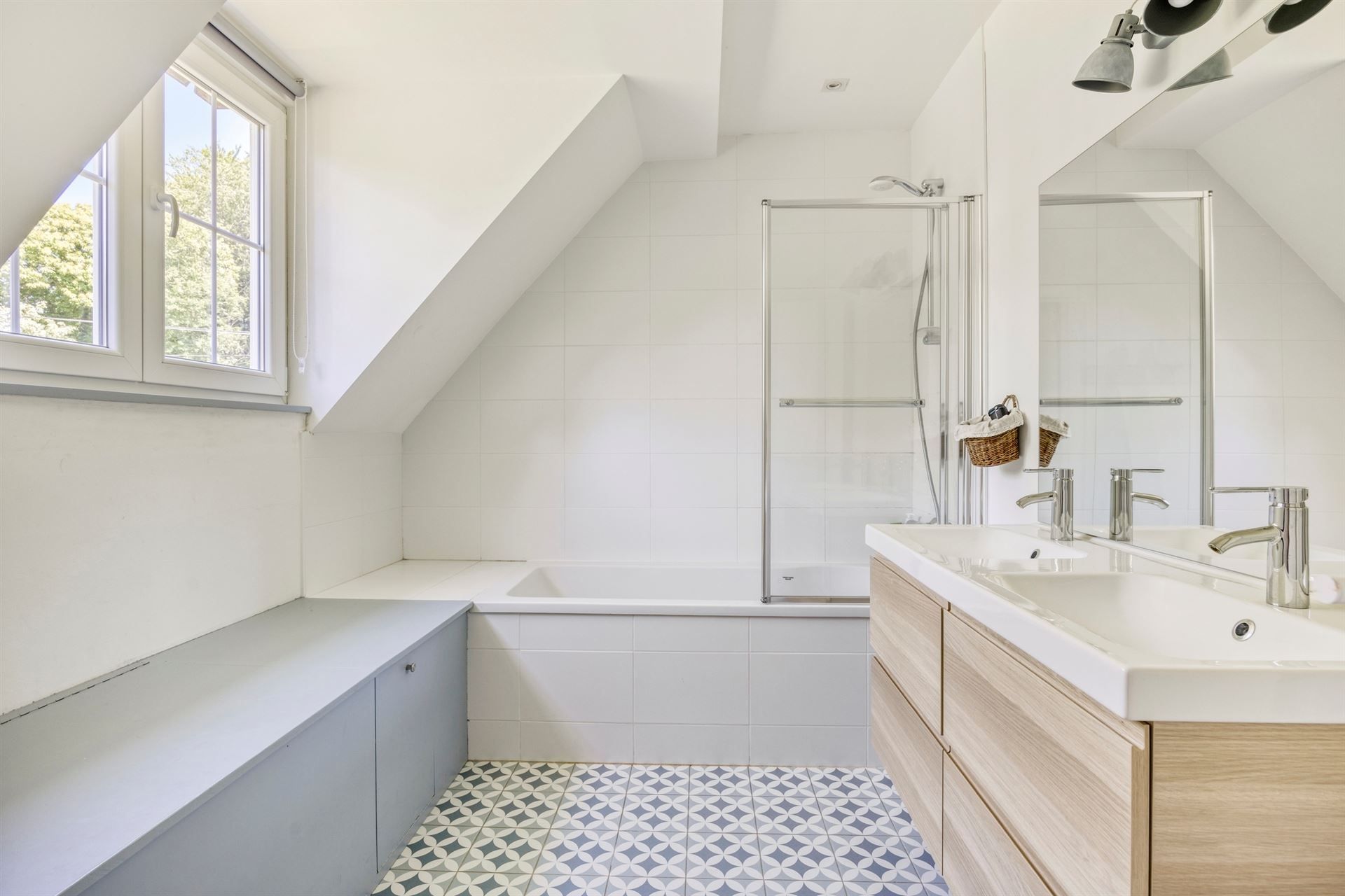 Prachtig en volledig gerenoveerde villa op unieke locatie  foto 31