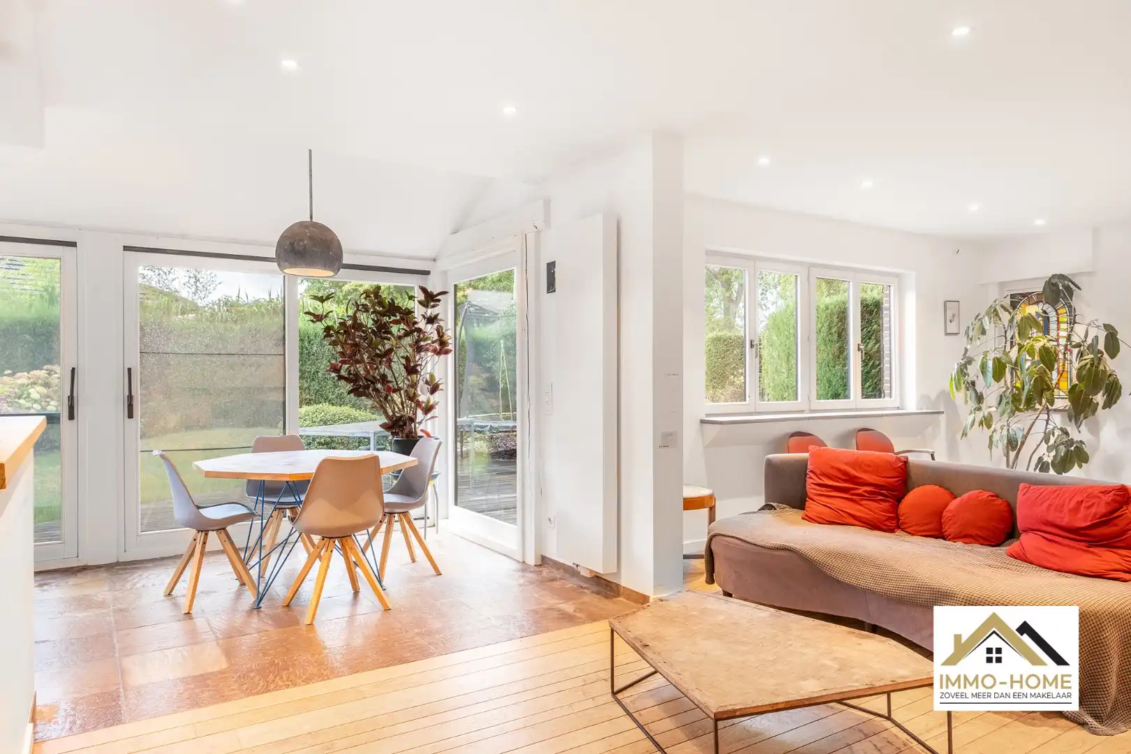 imposante woning MET extra atelier/werkplaats!! foto 7