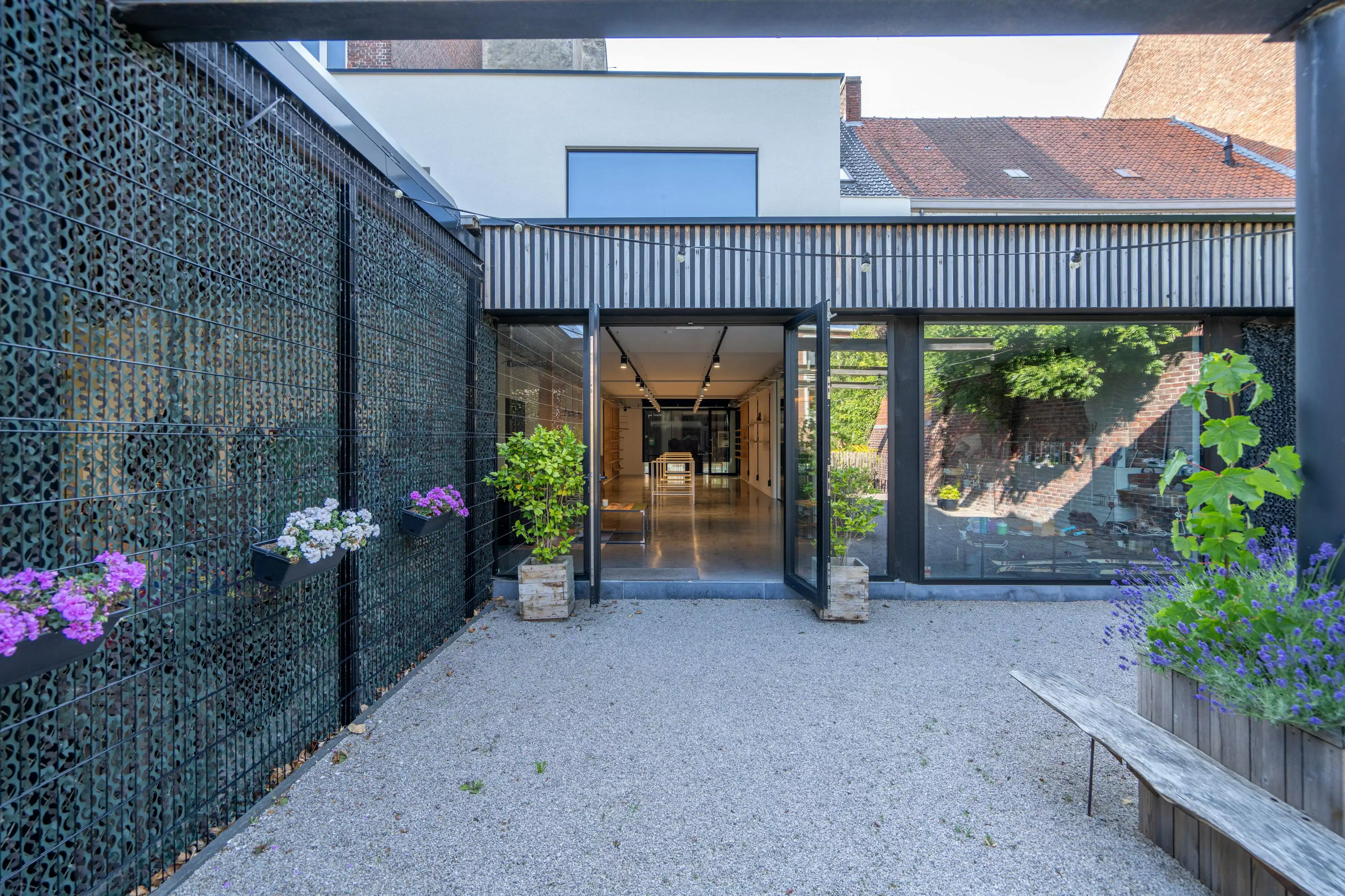 Prachtig gerenoveerde appartement te koop met uitweg  foto 21