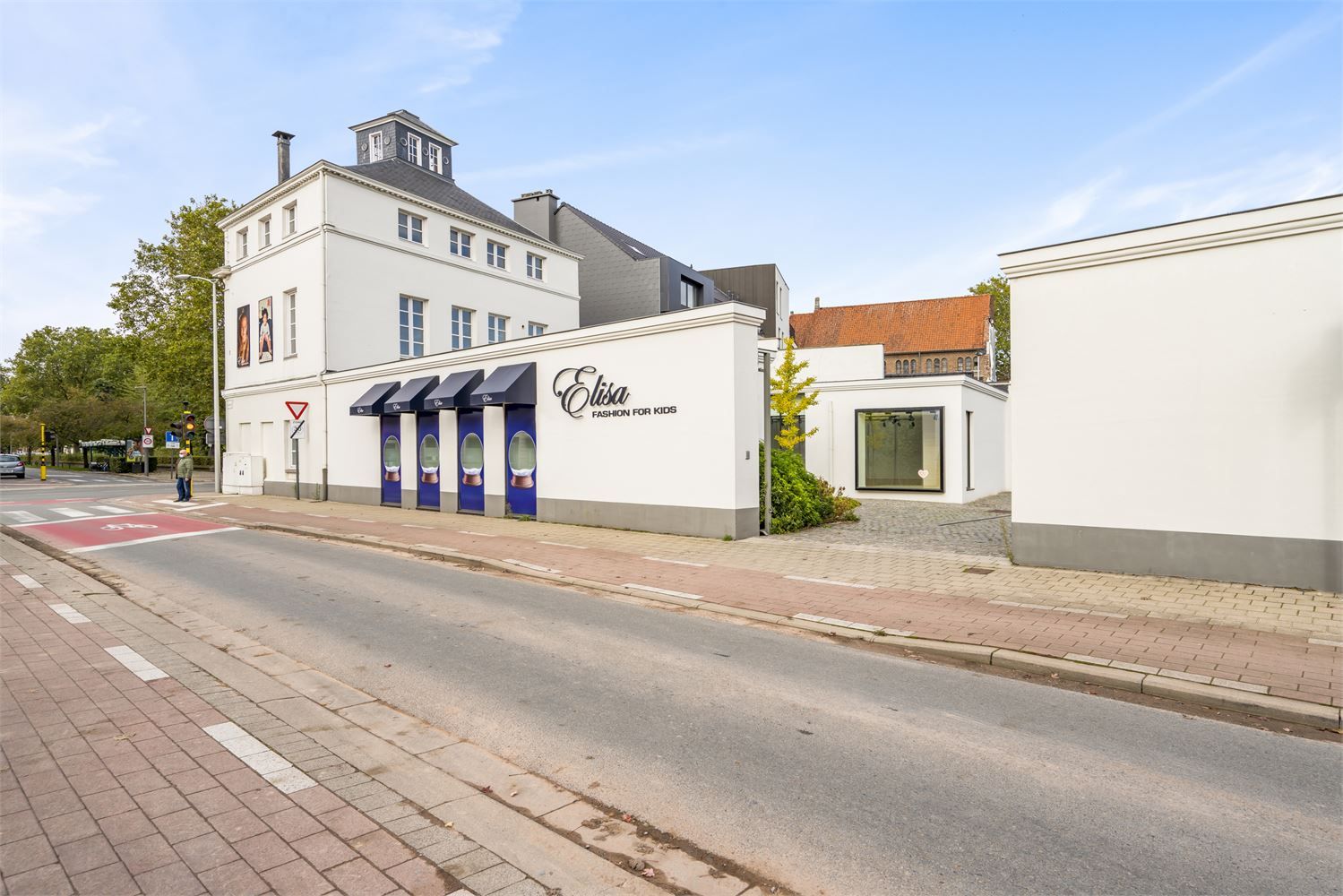 Exclusieve herenwoning met handelsgelijkvloers! foto 5