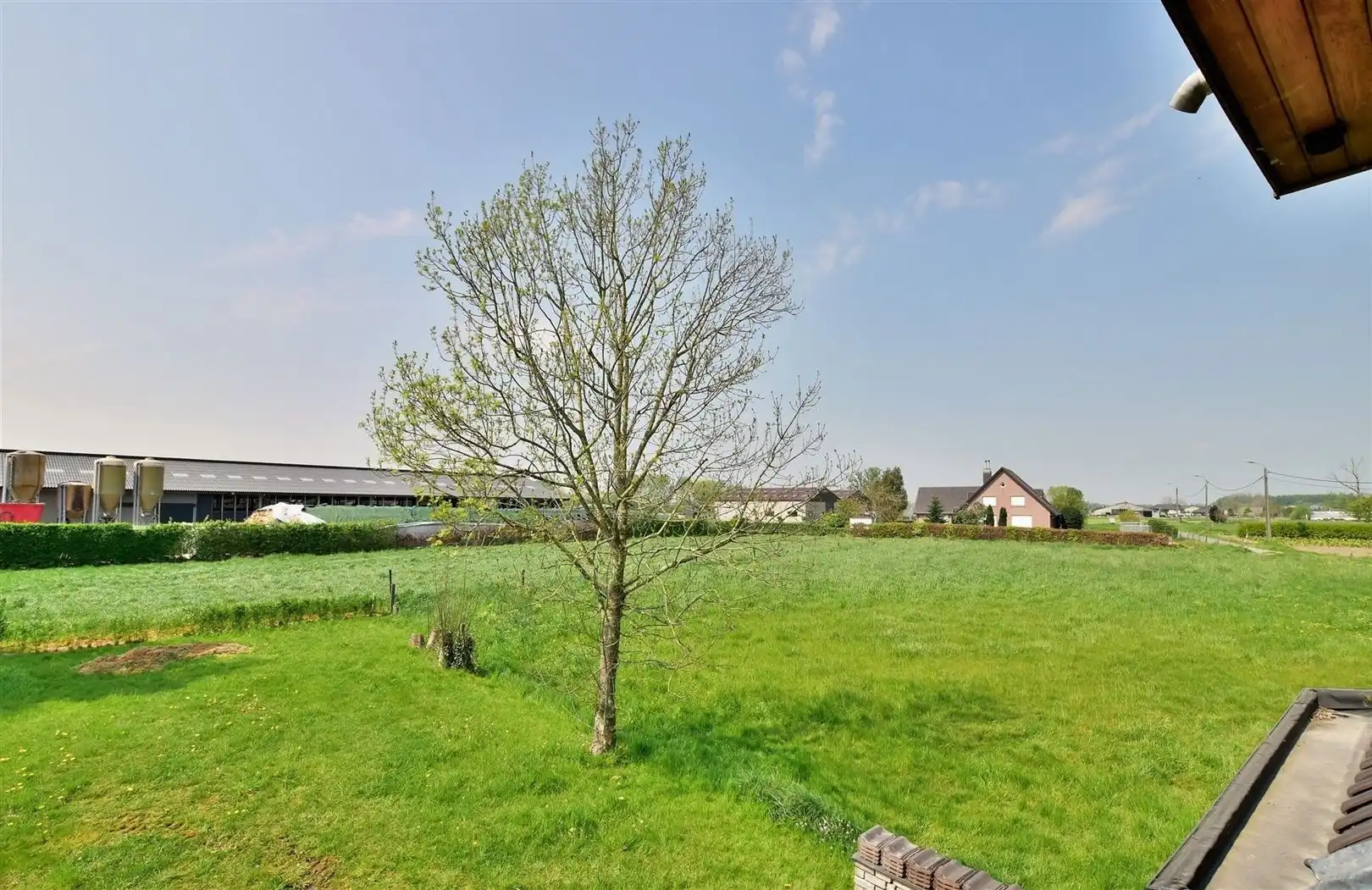 Instapklare vrijstaande woning gelegen in het groen te Schoonaarde foto 12